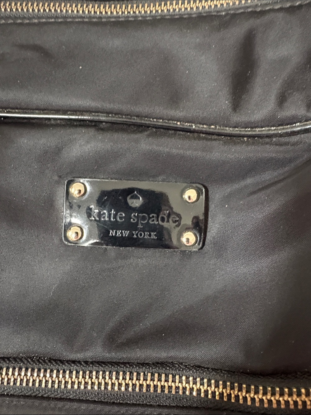 Kate Spade Nylon Tote with Patent Leather Accents & Champagne Gold Hardware 🖤 - Picture 2 of 12